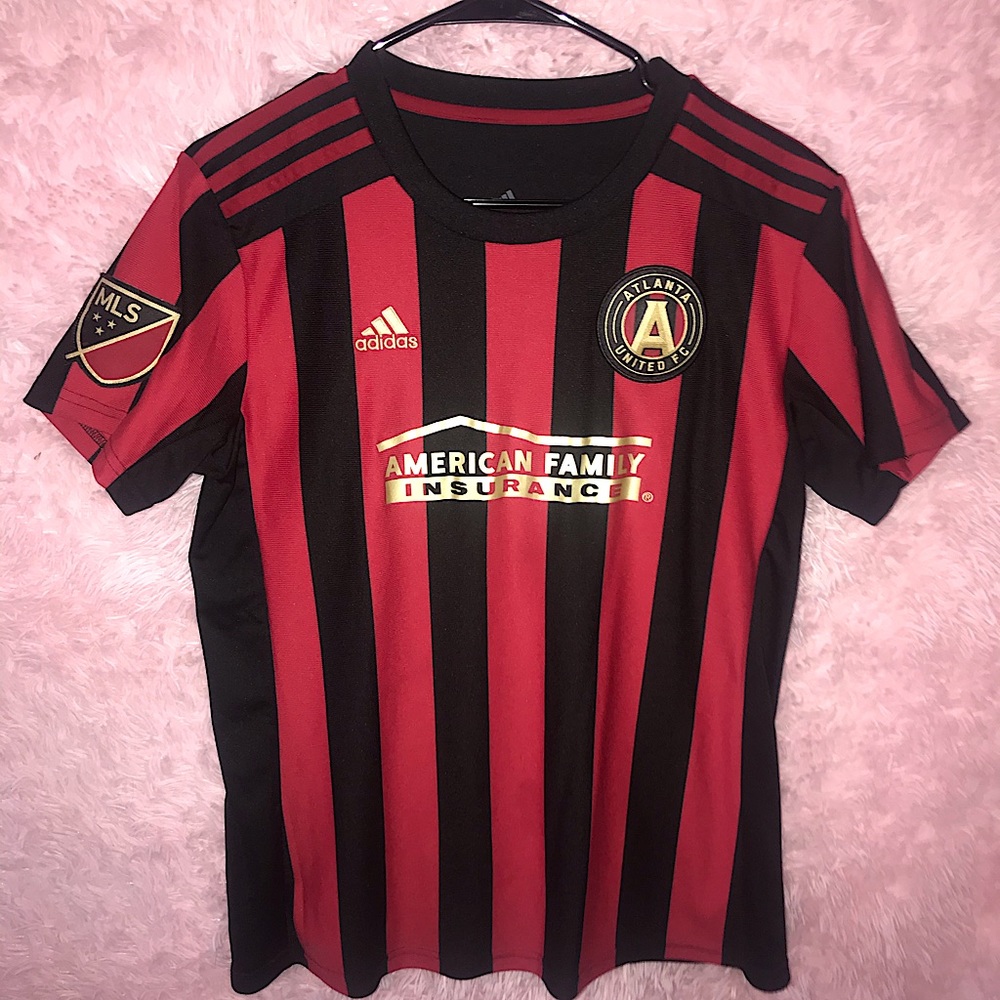 Black and red Adidas shirt, Sz: M